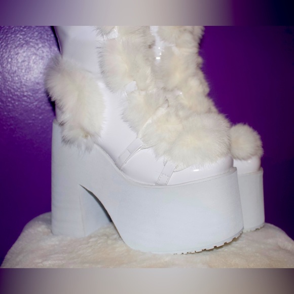 White Platform Boots - Picture 5 of 9
